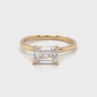 18ct claw set, east to west emerald cut eco diamond ring video