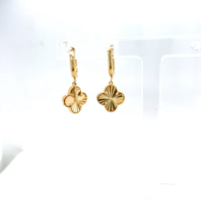 14ct yellow gold earrings with 11mm detailed clovers