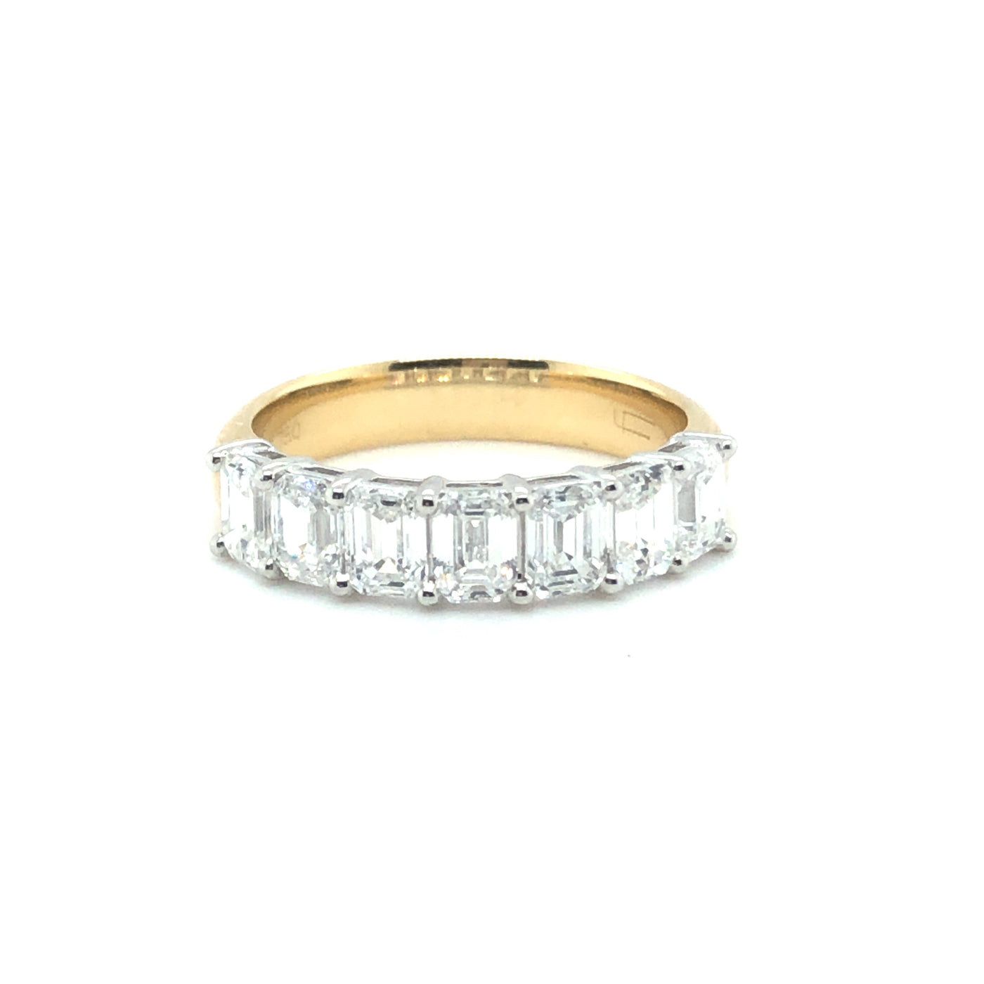 18ct emerald cut 7 stone diamond band 2.3ct