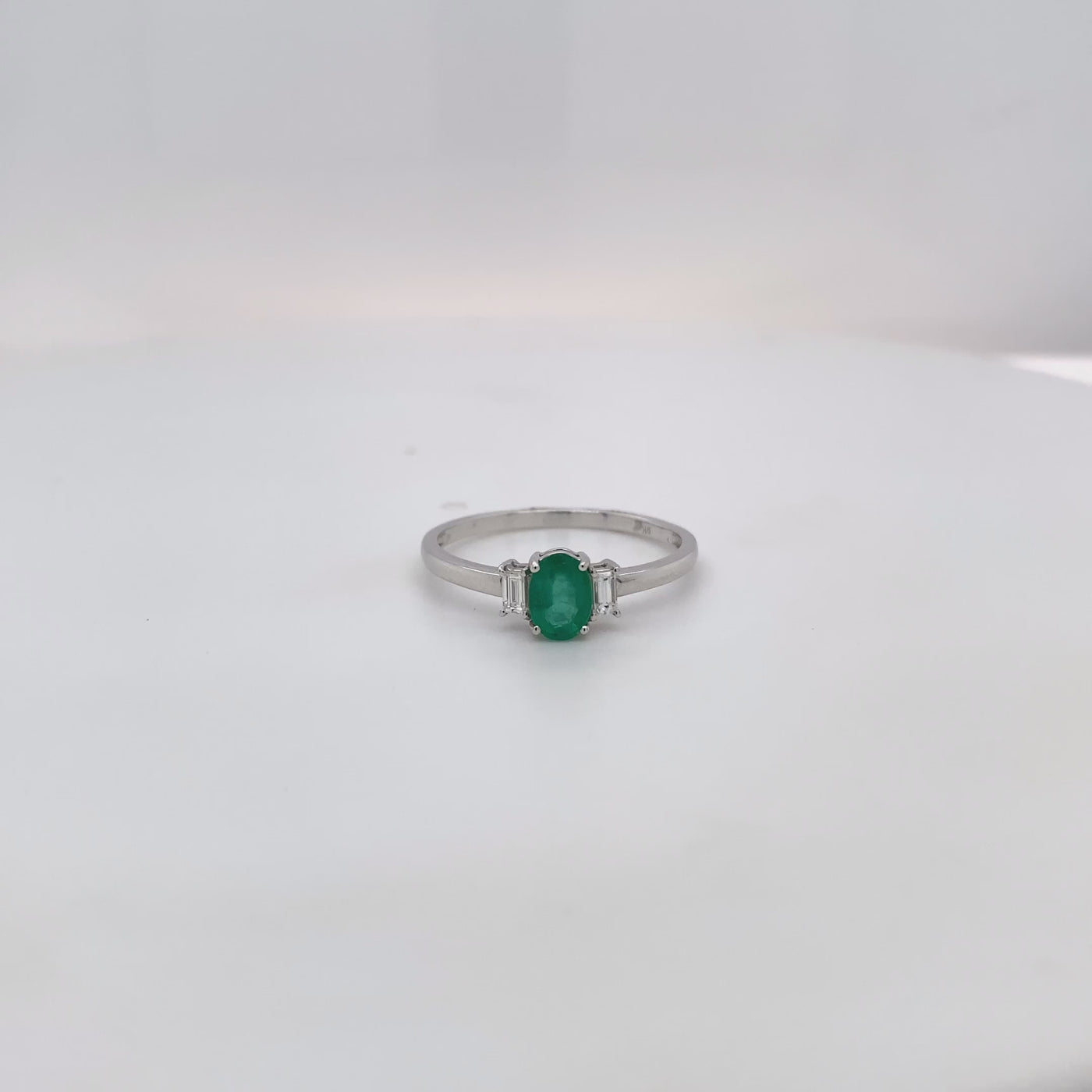 9ct Emerald Ring, Diamond Shoulders