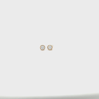 9CT YELLOW GOLD BEZEL SET DIAMOND STUDS VIDEO