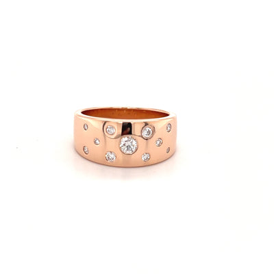 9ct hammer set diamond dress ring